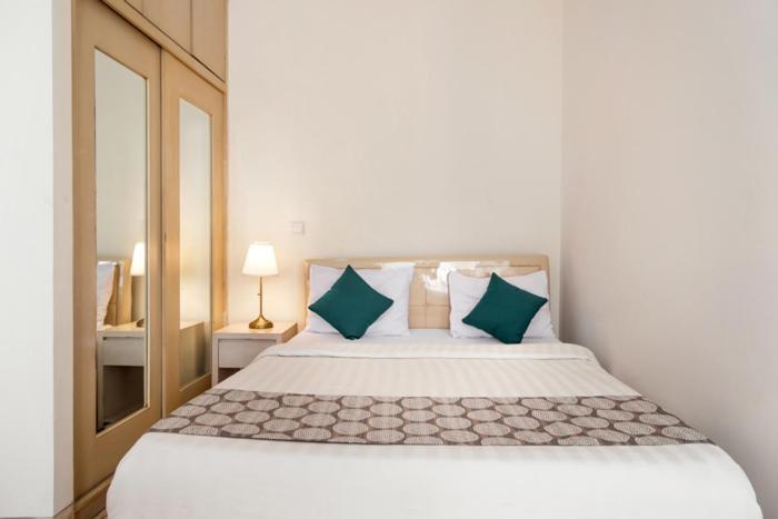 Twospaces Living At The Unit Residence Jakarta Bagian luar foto